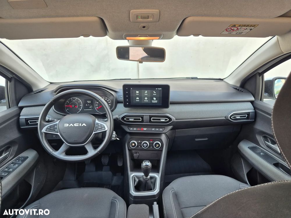 Dacia Sandero TCe 90 MT5 Expression - 13