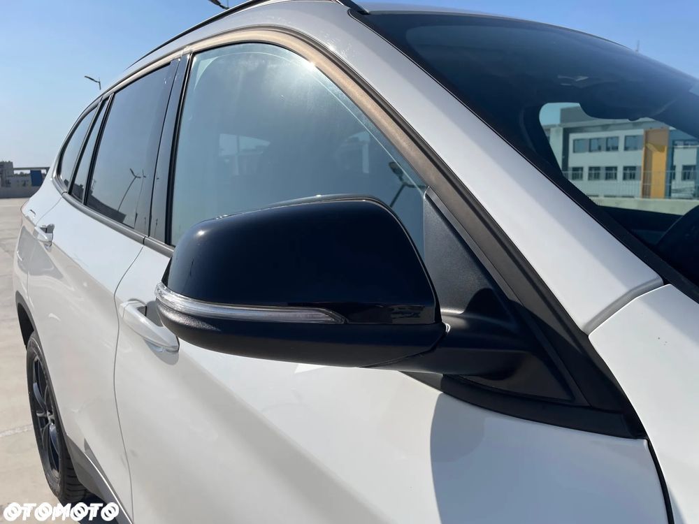 BMW X1 sDrive18i Business Edition - 22