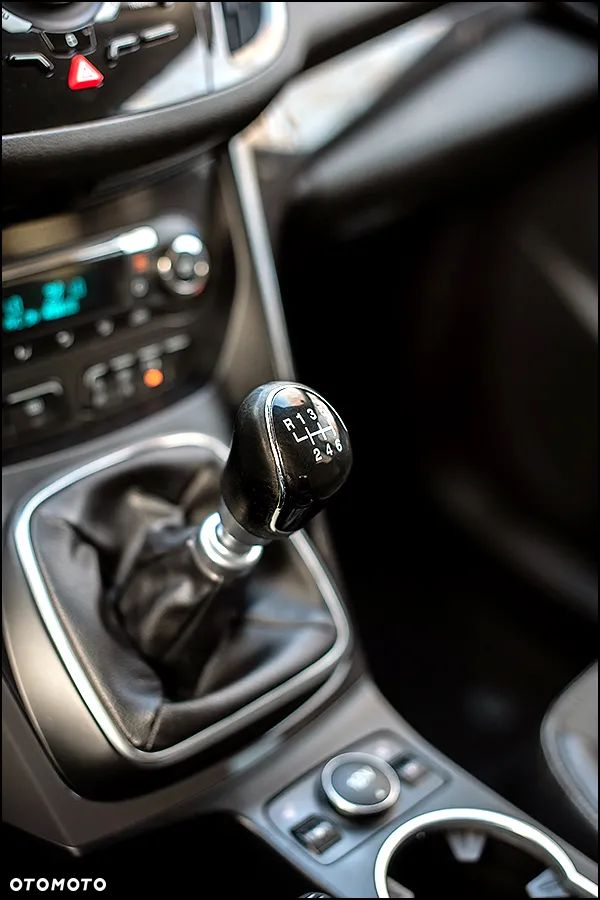 Ford Kuga - 29