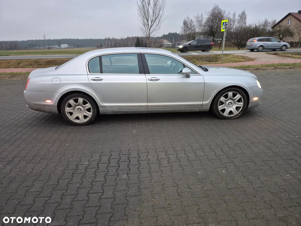 Bentley Flying Spur - 13