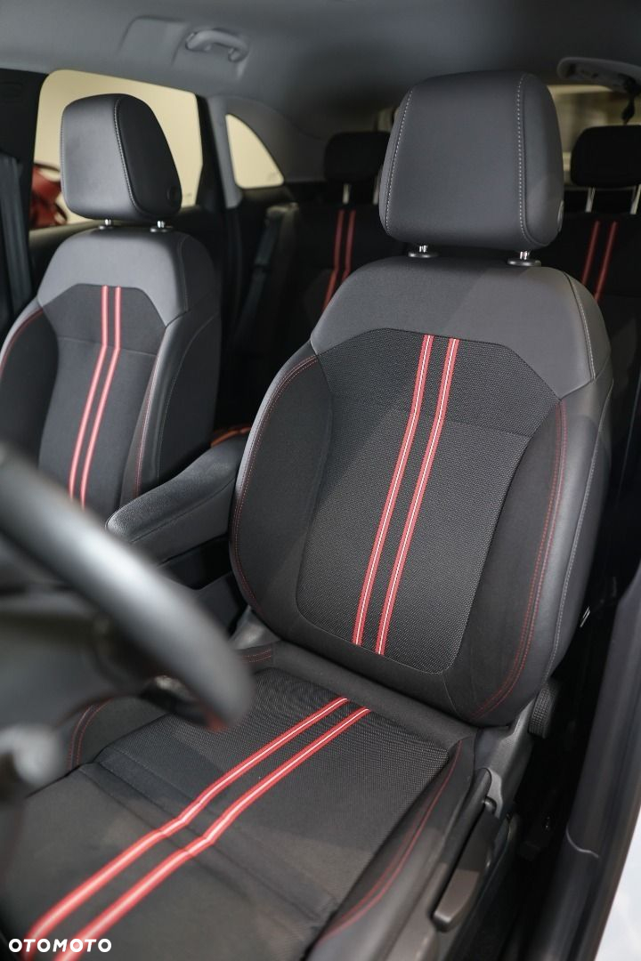 Opel Crossland X - 24