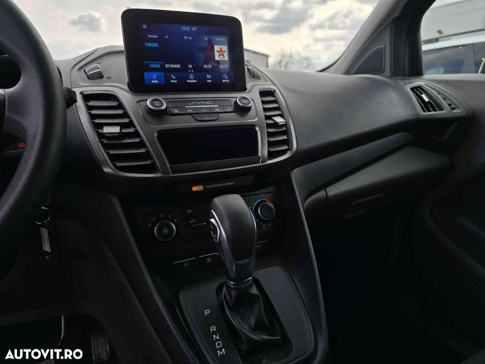 Ford Transit Connect - 12
