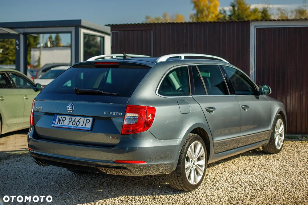 Skoda Superb 2014 photo 4
