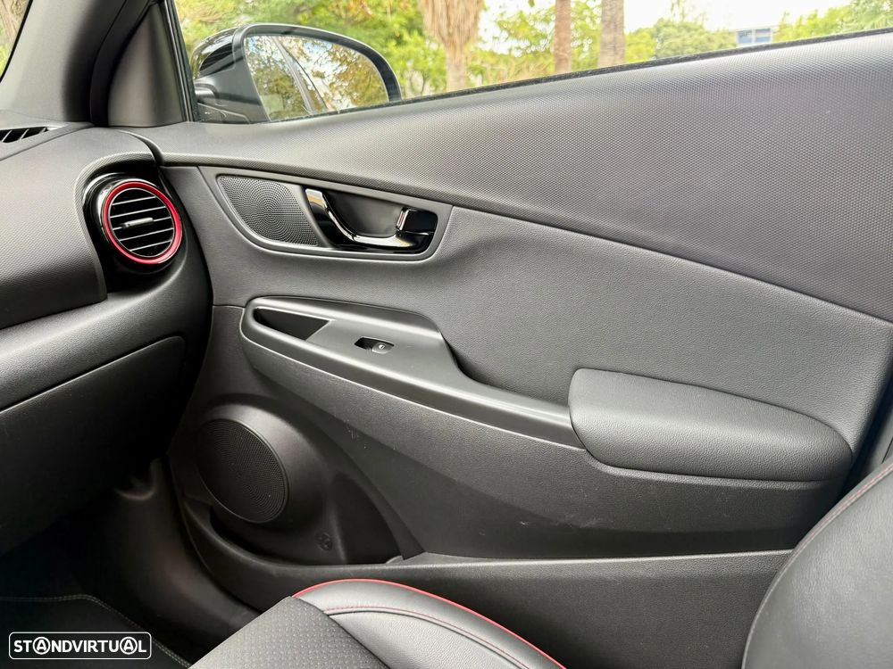 Hyundai Kauai 1.0 T-GDi Premium Tec.Preto - 20