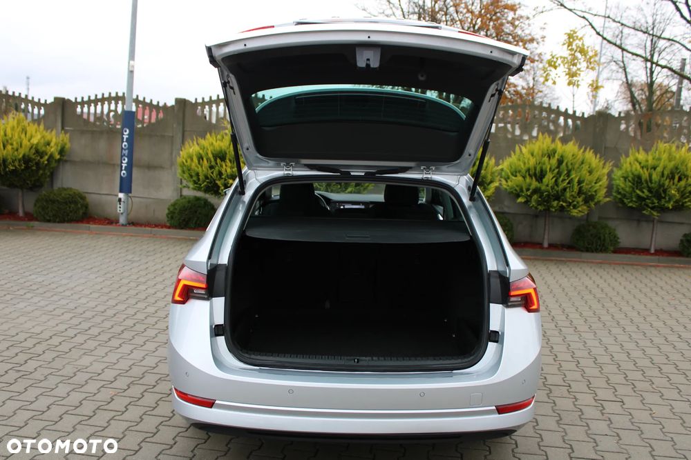 Skoda Octavia 1.5 TSI ACT Style - 33