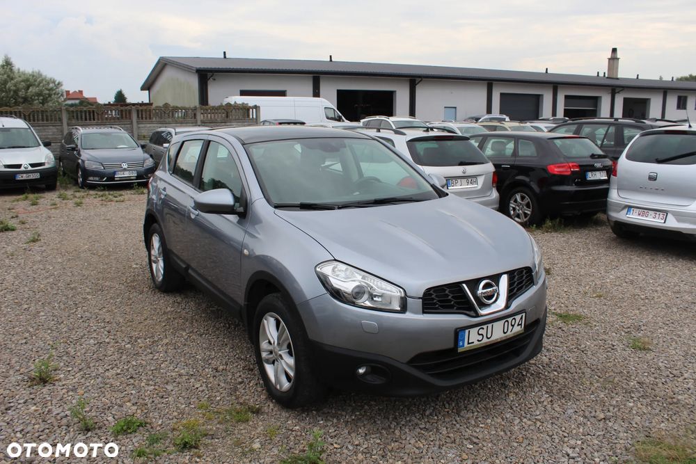 Nissan Qashqai - 2