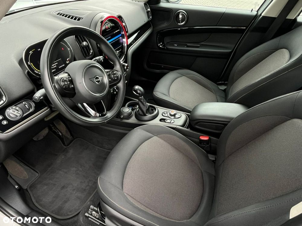 MINI Countryman Cooper SE ALL4 - 16