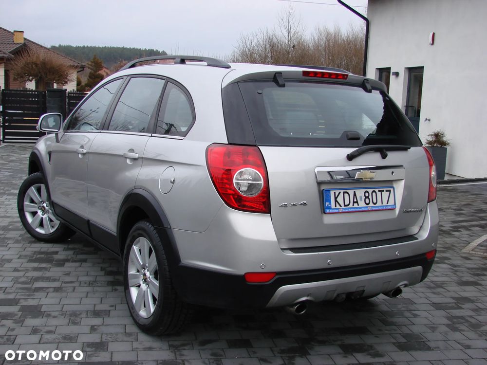 Chevrolet Captiva - 12