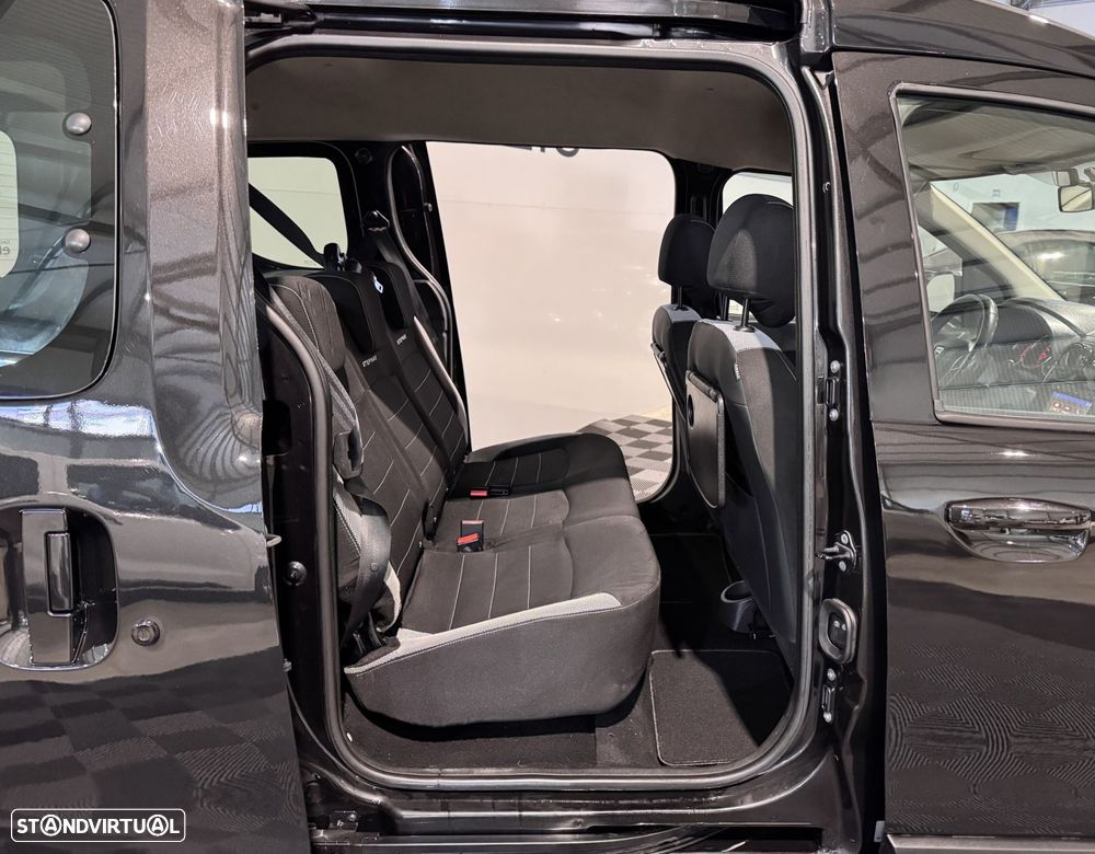 Dacia Dokker 1.5 dCi Stepway - 13