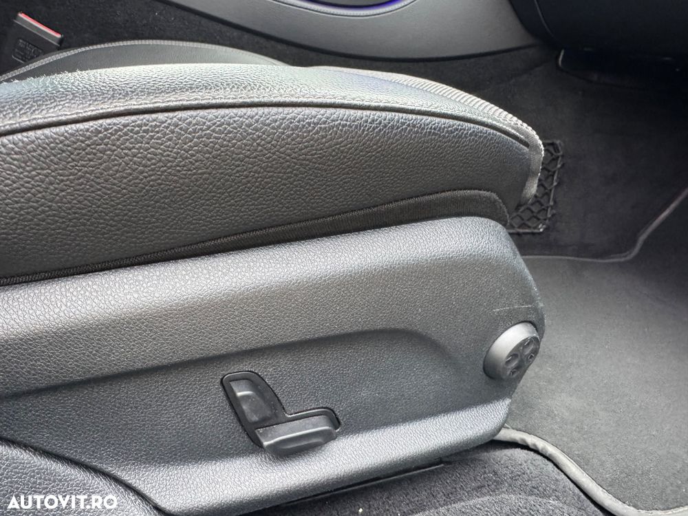 Mercedes-Benz E 220 d 4Matic 9G-TRONIC Avantgarde - 19
