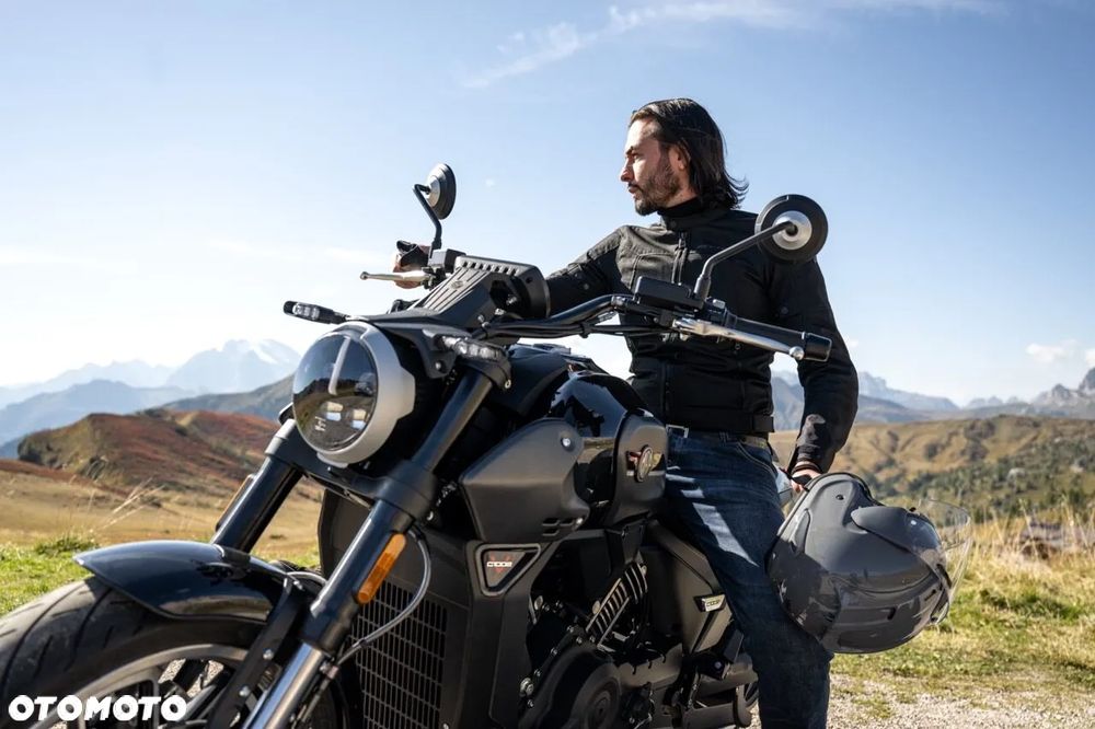 Morbidelli C1002V - 7