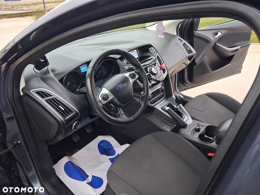 Ford Focus - 20