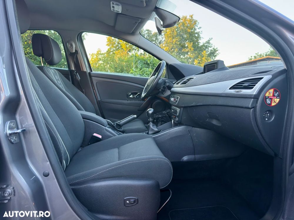 Renault Megane ENERGY dCi 110 Start & Stop Bose Edition - 10