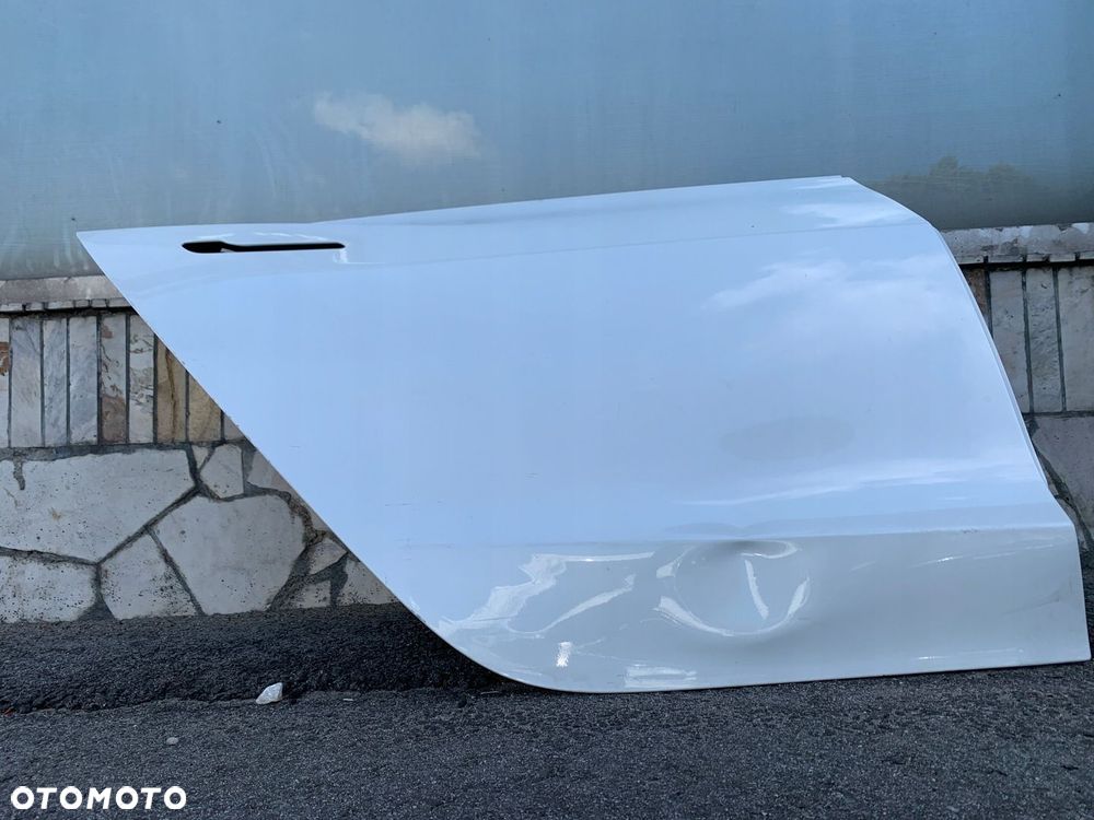 Drzwi prawe tylne prawy tył TESLA MODEL 3 - 2
