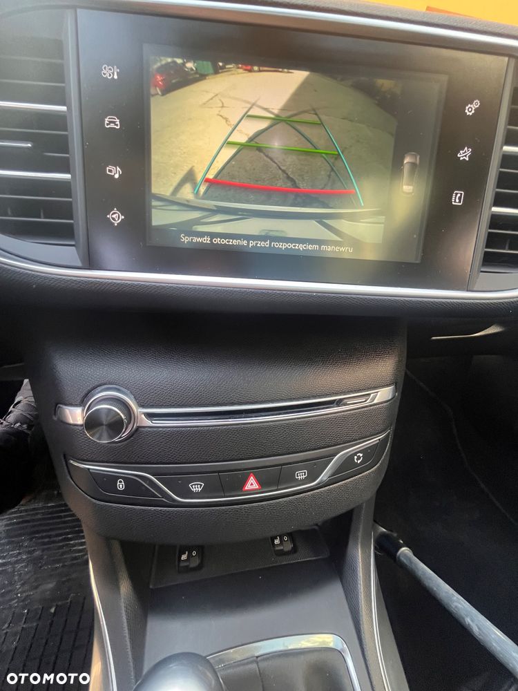 Peugeot 308 1.6 THP Allure - 30