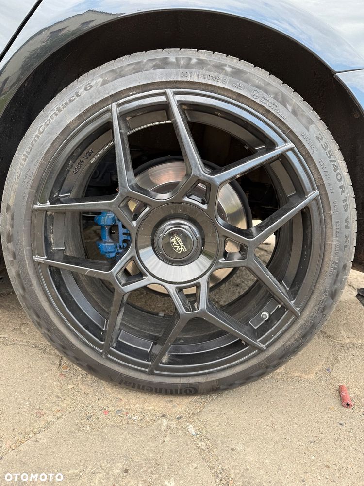 BMW Seria 3 318d Sport Line EU6 - 16