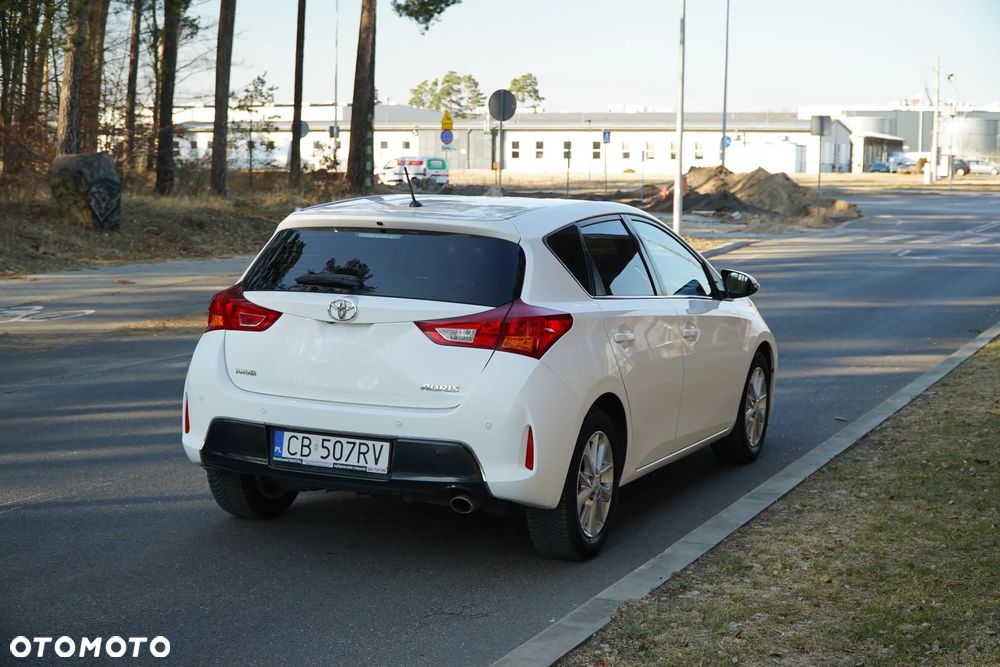 Toyota Auris 2.0 D-4D Comfort - 3