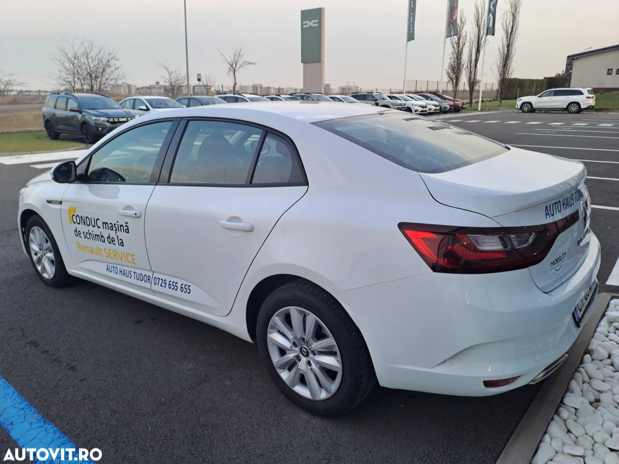 Renault Megane Blue dCi 115 Authentic - 4