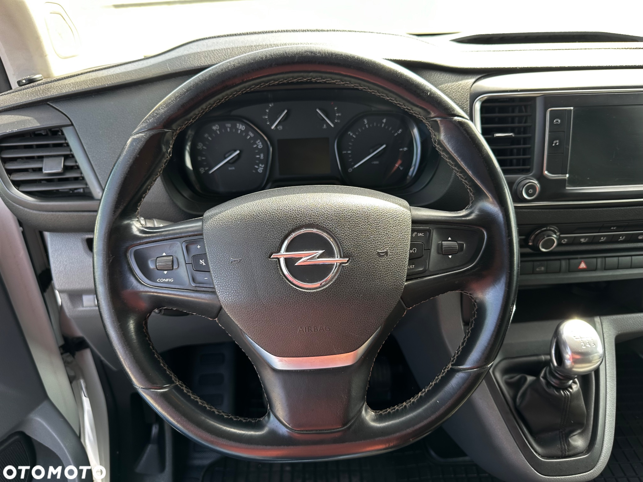 Opel Vivaro L2H1 - 22