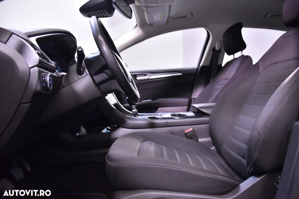 Ford Mondeo - 20