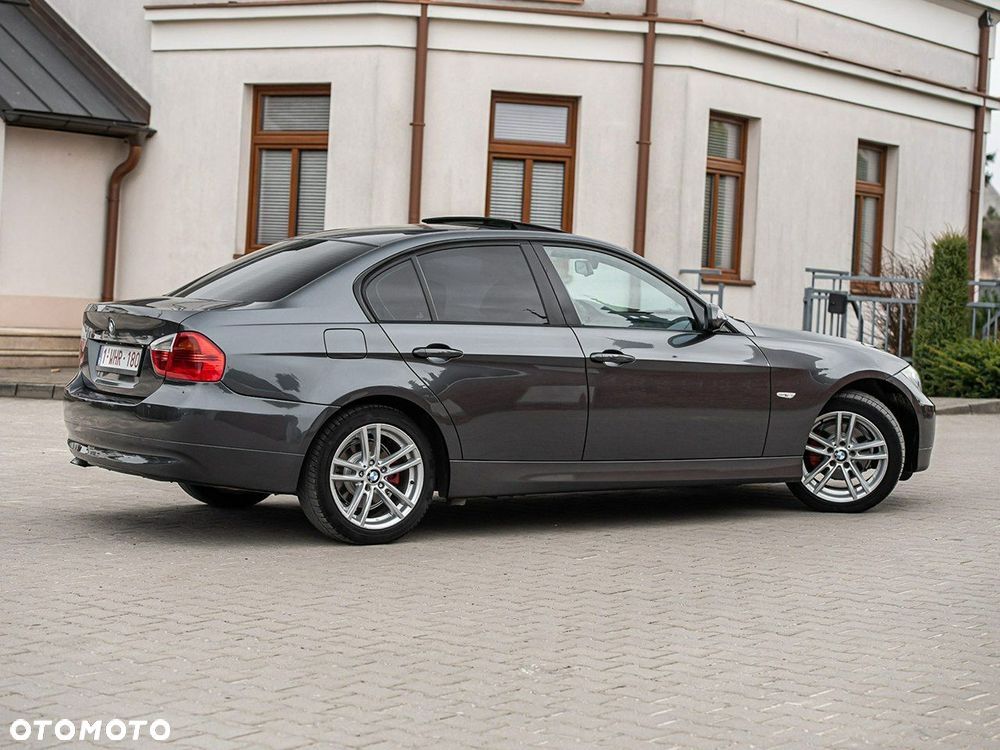 BMW Seria 3 - 18