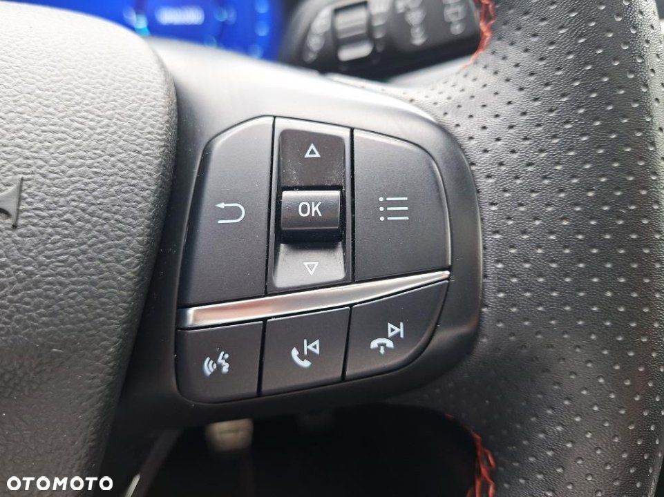 Ford Kuga - 21