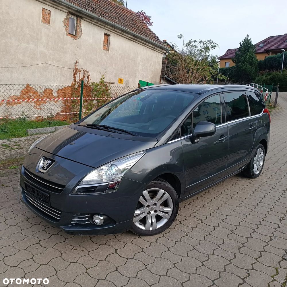 Peugeot 5008 1.6 THP Allure 7os - 1