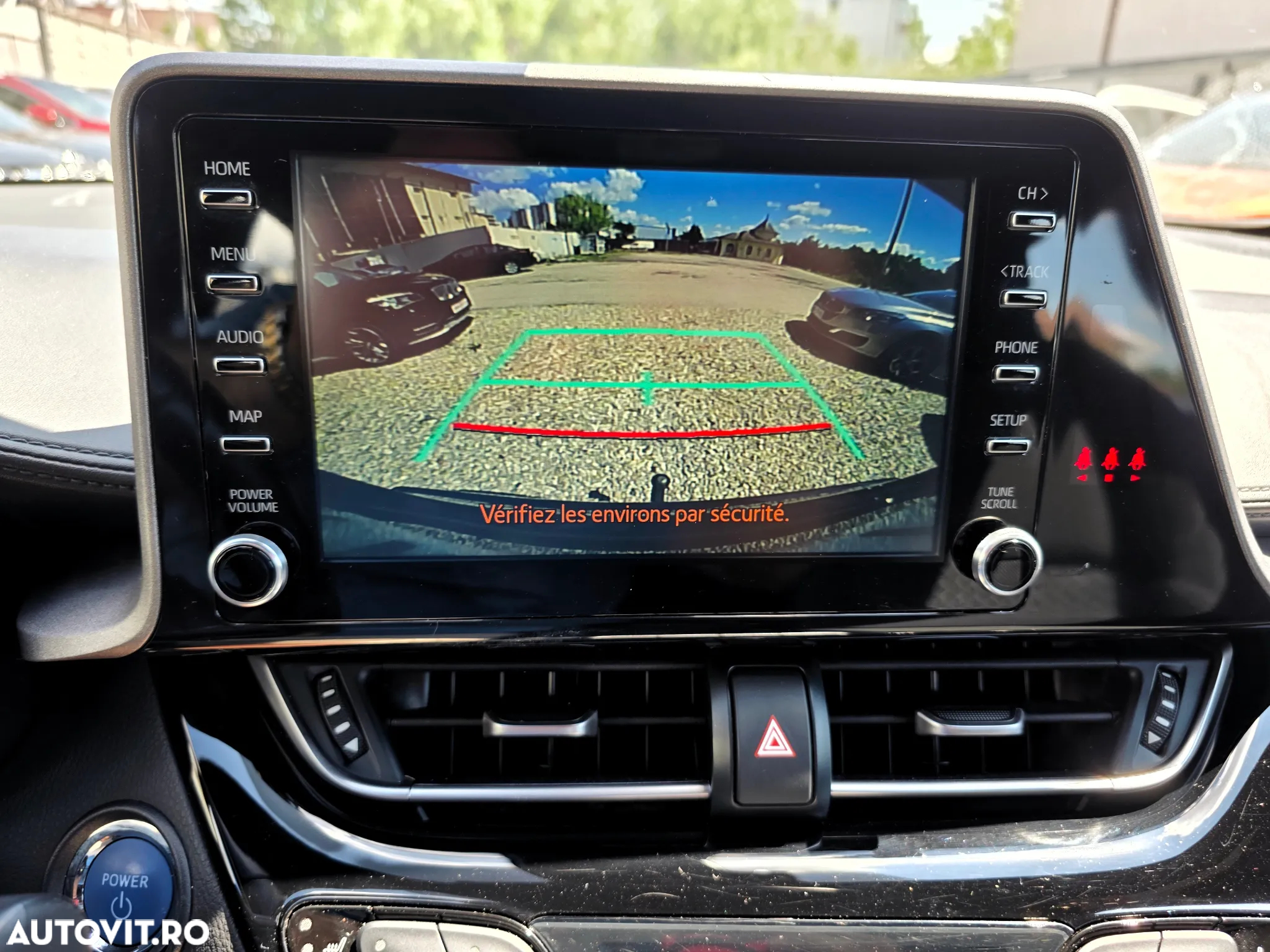 Toyota C-HR 1.8 HSD 4x2 CVT C-lassy LED - 27