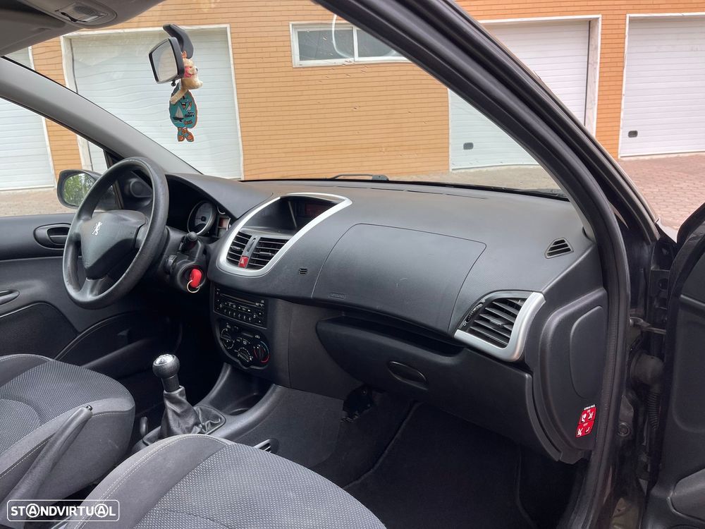 Peugeot 206+ 1.1 Urban - 13