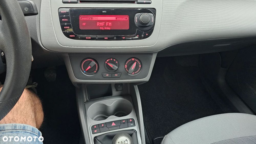 Seat Ibiza 1.4 16V Style - 16