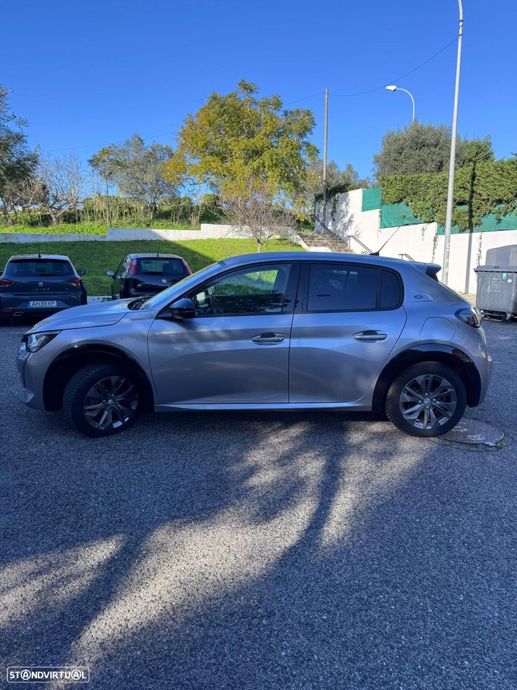 Peugeot e-208 - 4