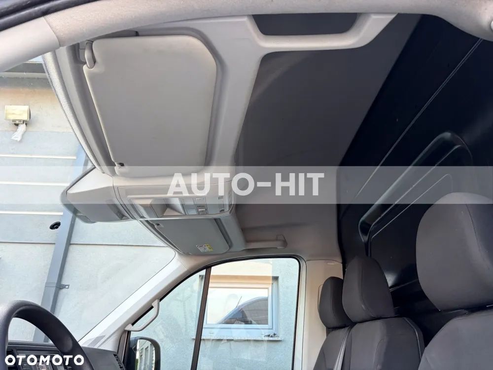 Volkswagen Crafter - 26