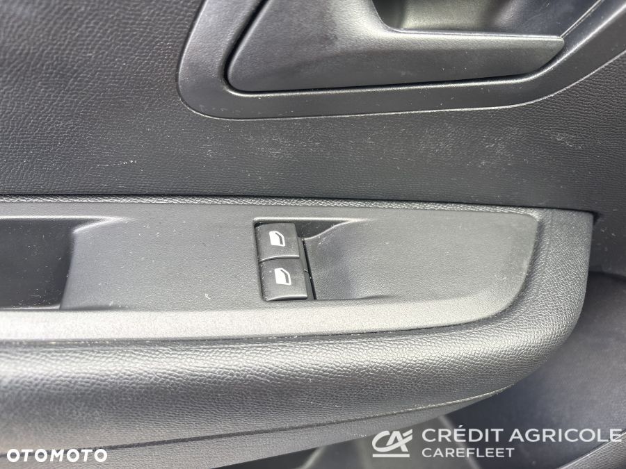 Peugeot 208 1.2 PureTech Like S&S - 23