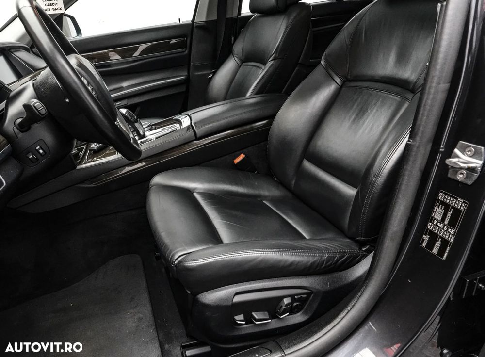 BMW Seria 7 730d - 14