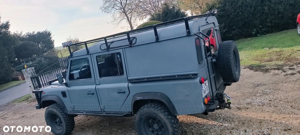 Land Rover Defender - 6