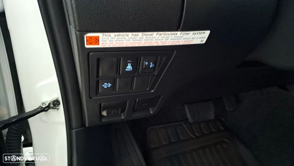 Toyota Hilux 4x4 Cabine Dupla Auto Executive - 22