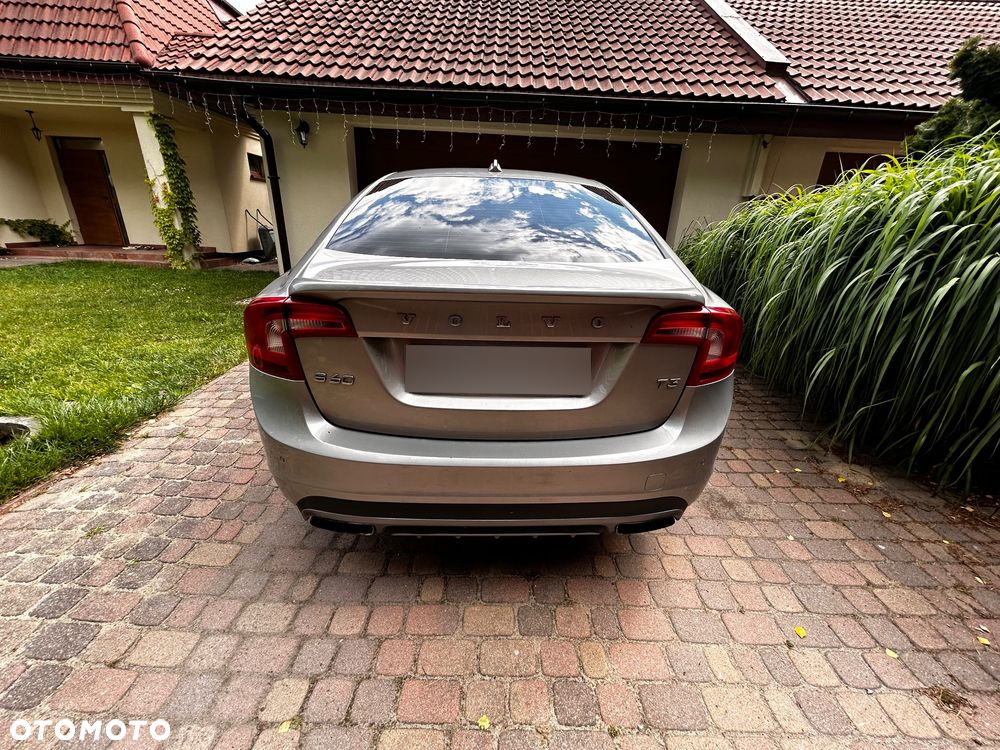Volvo S60 T3 Summum - 10