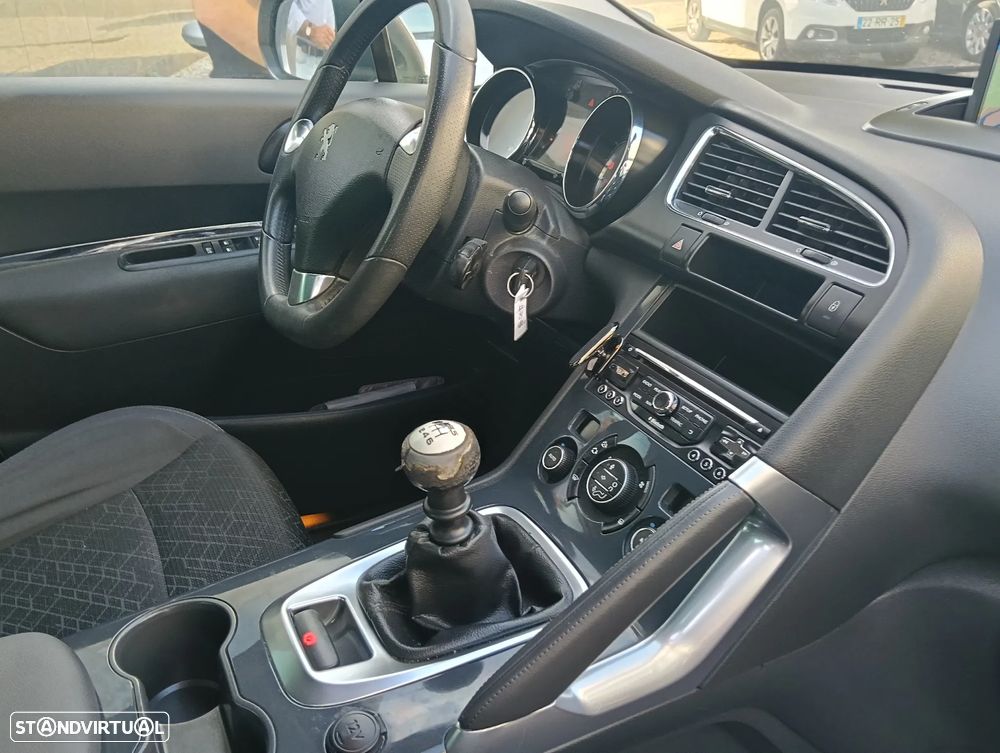 Peugeot 3008 1.6 BlueHDi Style - 9