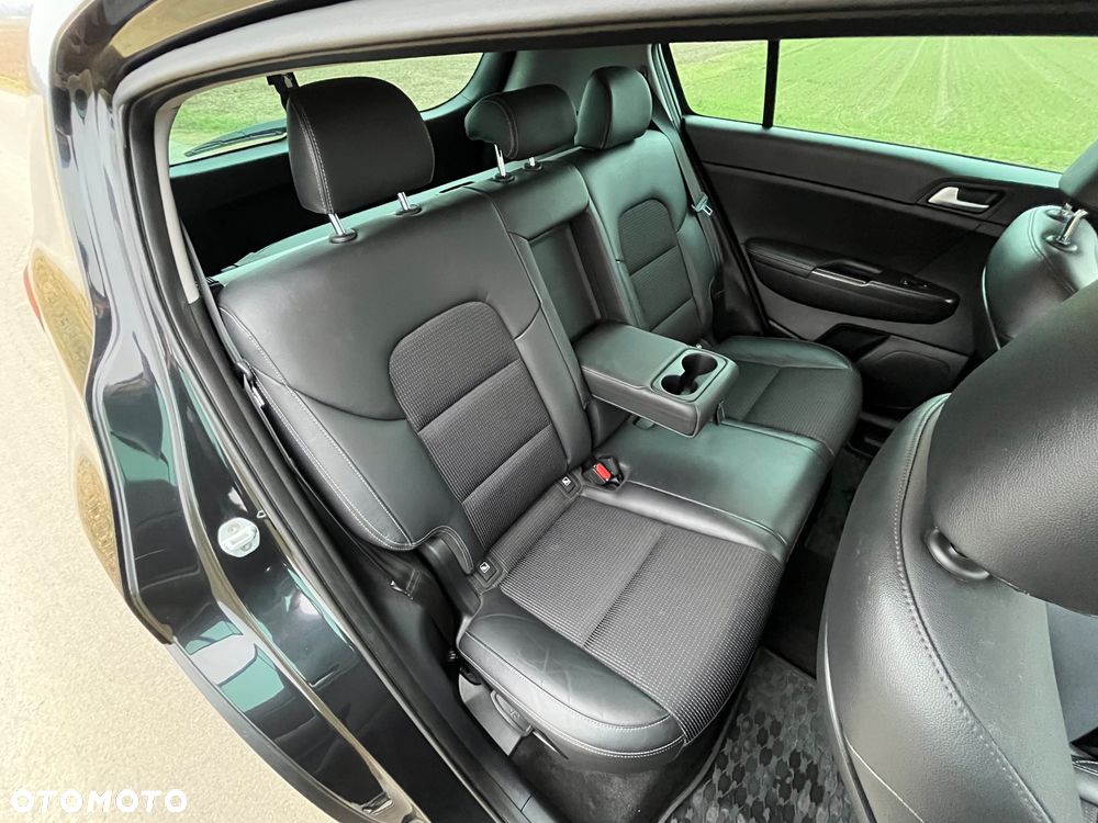 Kia Sportage 2.0 CRDI L 2WD - 29