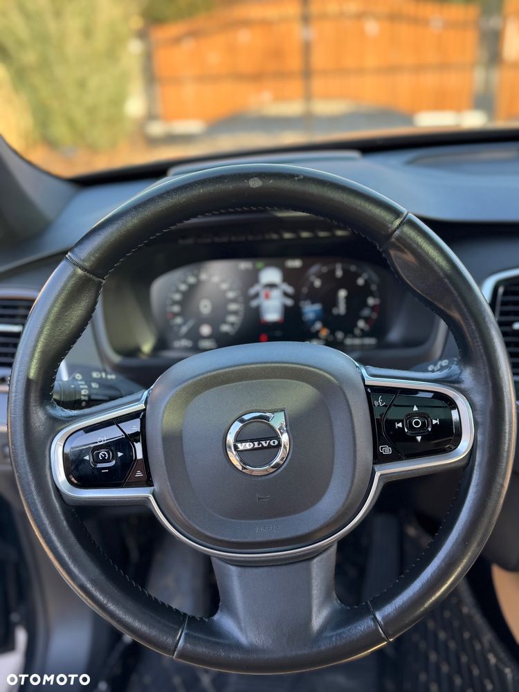 Volvo XC 90 D5 AWD Momentum - 11