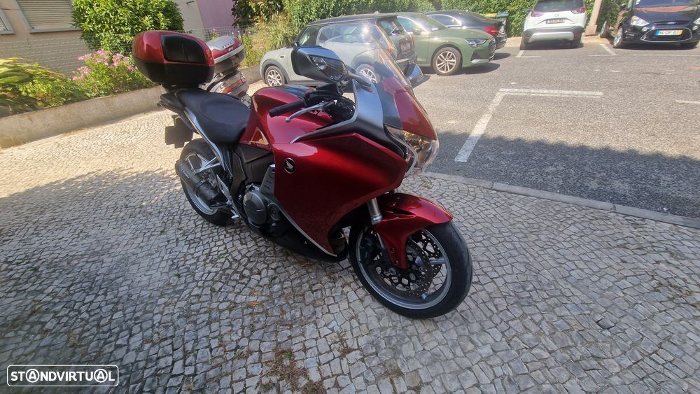 Honda VFR VFR 1200 F - 22