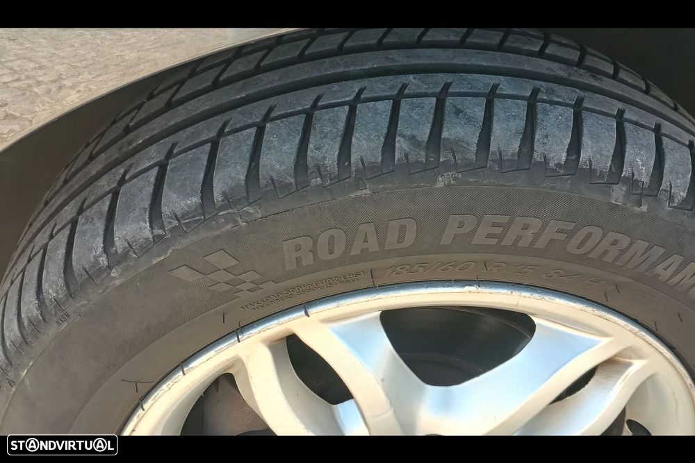 Renault Clio Break 1.2 16V Fairway - 16