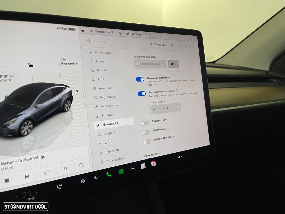 Tesla Model Y Long Range Dual Motor AWD - 23
