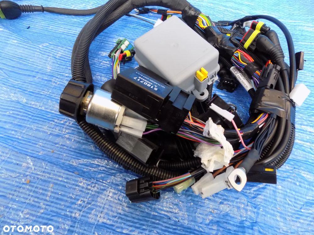 instalacja elektryczna wiązka 47705671 case jx1070u jx1090u new holland tk76 t5060 - 3