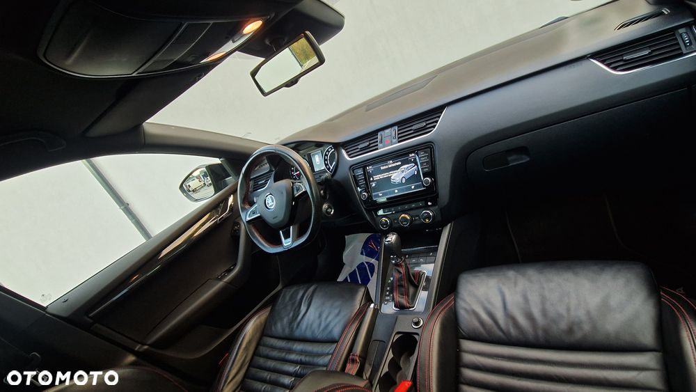 Skoda Octavia 2.0 TDI RS Challenge DSG - 26