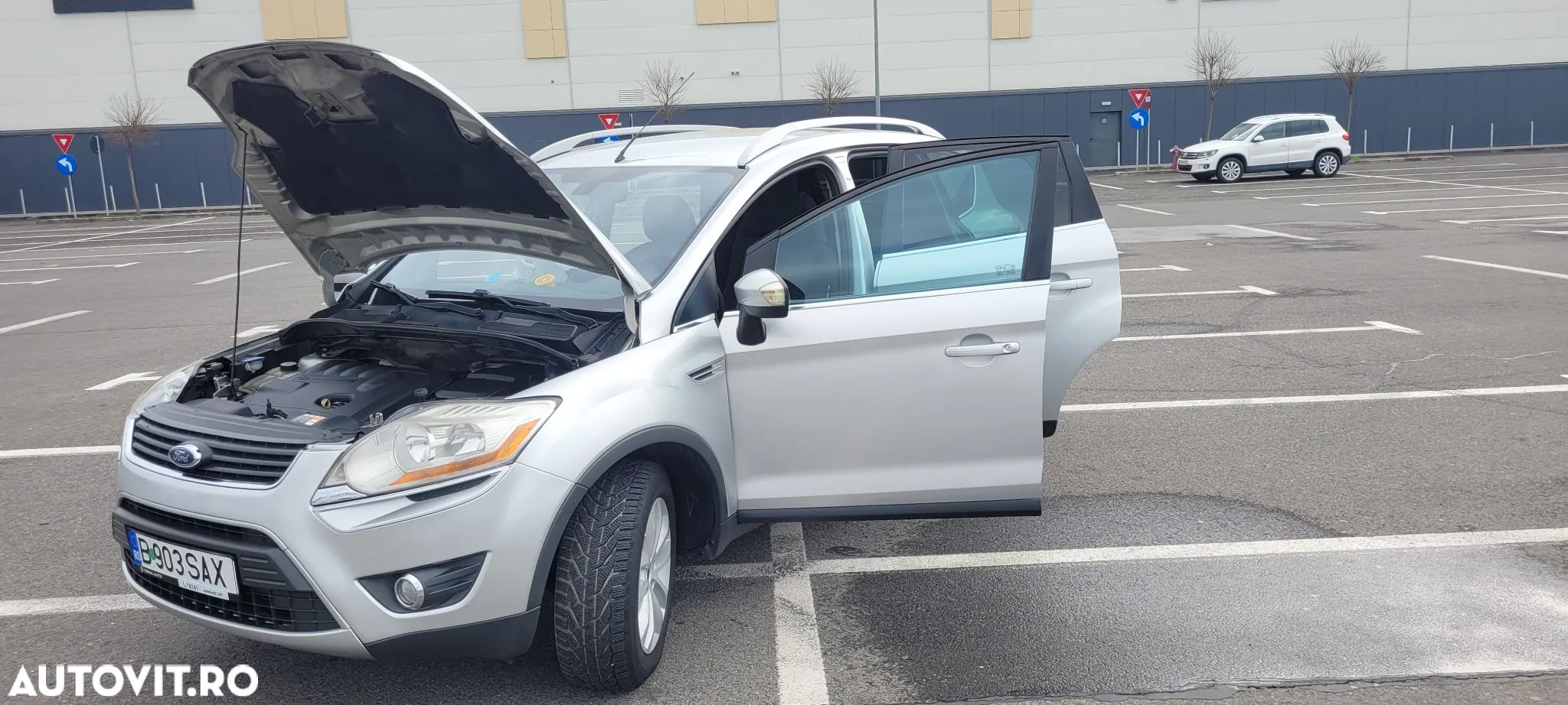Ford Kuga 2.0L TDCi DPF Titanium - 1