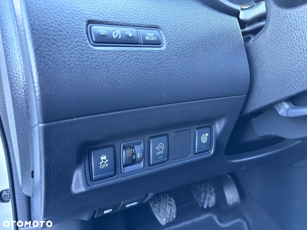 Nissan Pulsar 1.2 DIG-T Tekna - 16