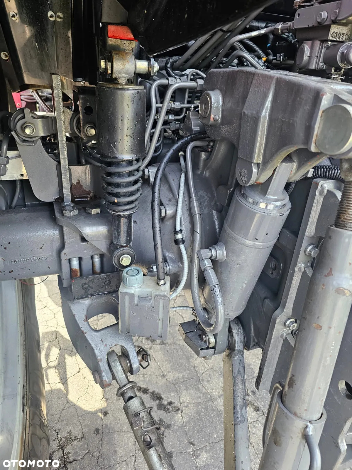 MASSEY FERGUSON 5712 S 2018r - 8