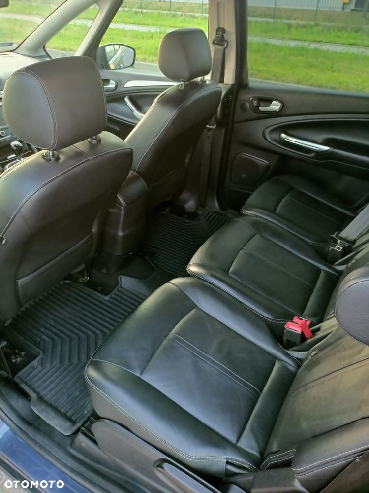 Ford S-Max 2.0 TDCi DPF Titanium - 27