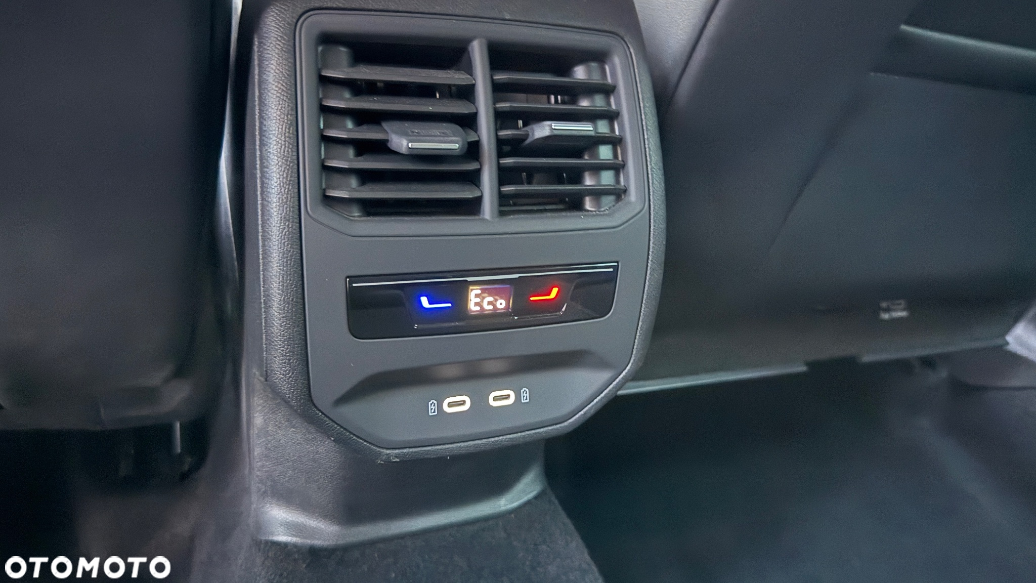 Cupra Formentor 1.4 e-Hybrid DSG - 25